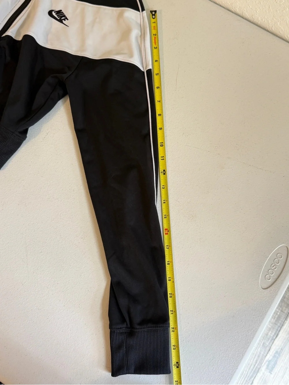 Nike Women’s Sportswear Black White Colorblock Crop Zip Up Track Jacket Size XS